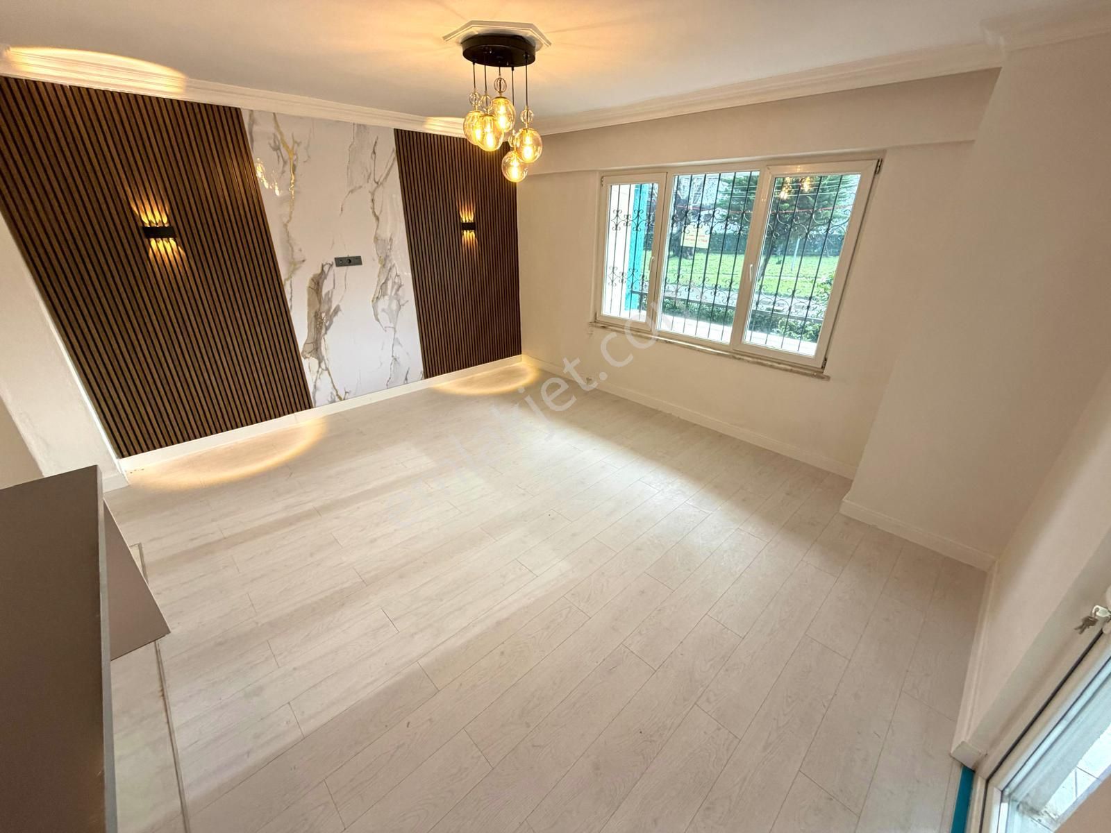 🏡 Referans'tan Akçay' Da İçi Modern Yapılı Ön Cephe Site İçerisinde 2+1 Daire - Görsel 15