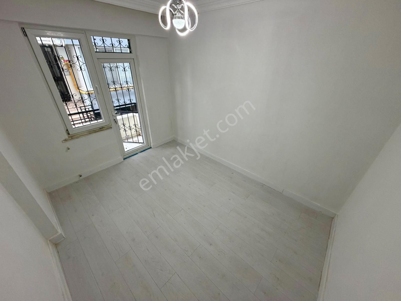 🏡 Referans'tan Akçay' Da İçi Modern Yapılı Ön Cephe Site İçerisinde 2+1 Daire - Görsel 8