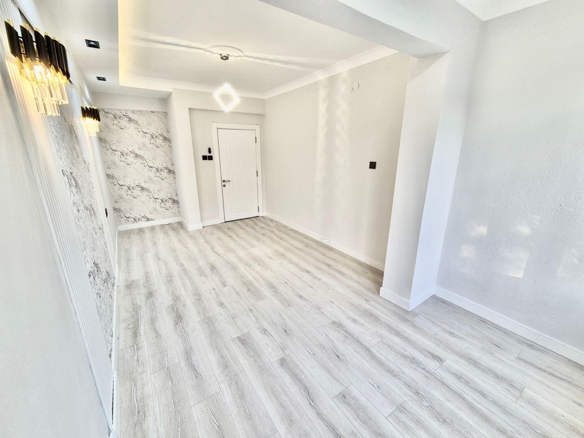 ▓karabuluttan▓göz Alıcı Tasarımı İle & Ön Cephe Ultralüx 2+1 Satılık Daire - Görsel 16