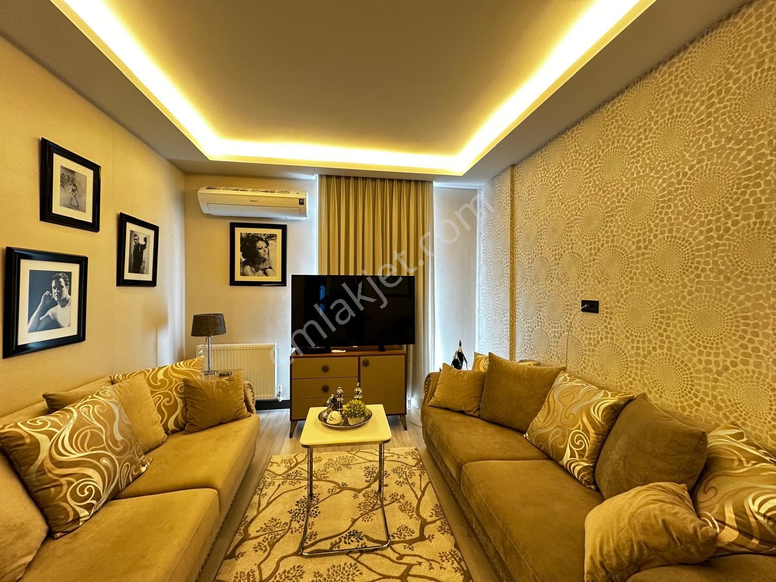 Kuşadası Ege Mah. Özenle Yapılmış Mimari Manzaralı Net 300 M2 - Görsel 30