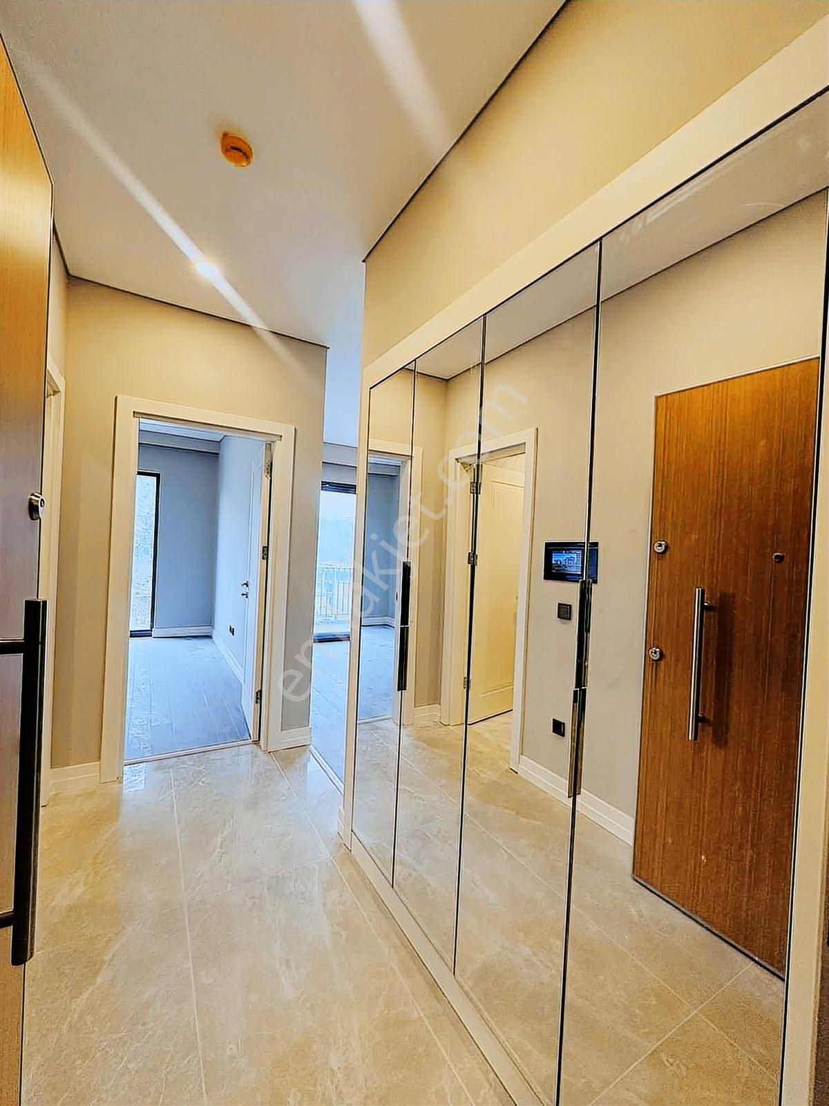 Vadi İstanbul İnvest Vadide Orman Cephe Sıfır Daire