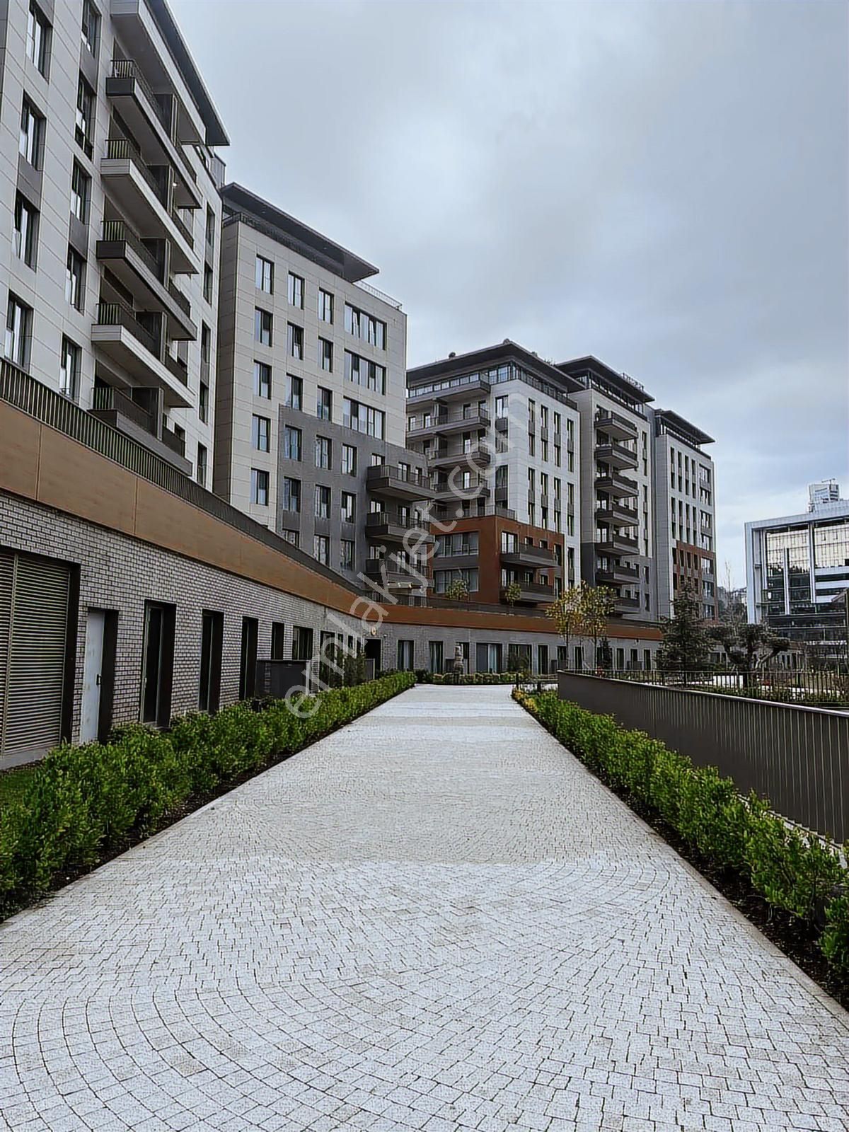 Vadi İstanbul İnvest Vadide Orman Cephe Sıfır Daire - Görsel 2