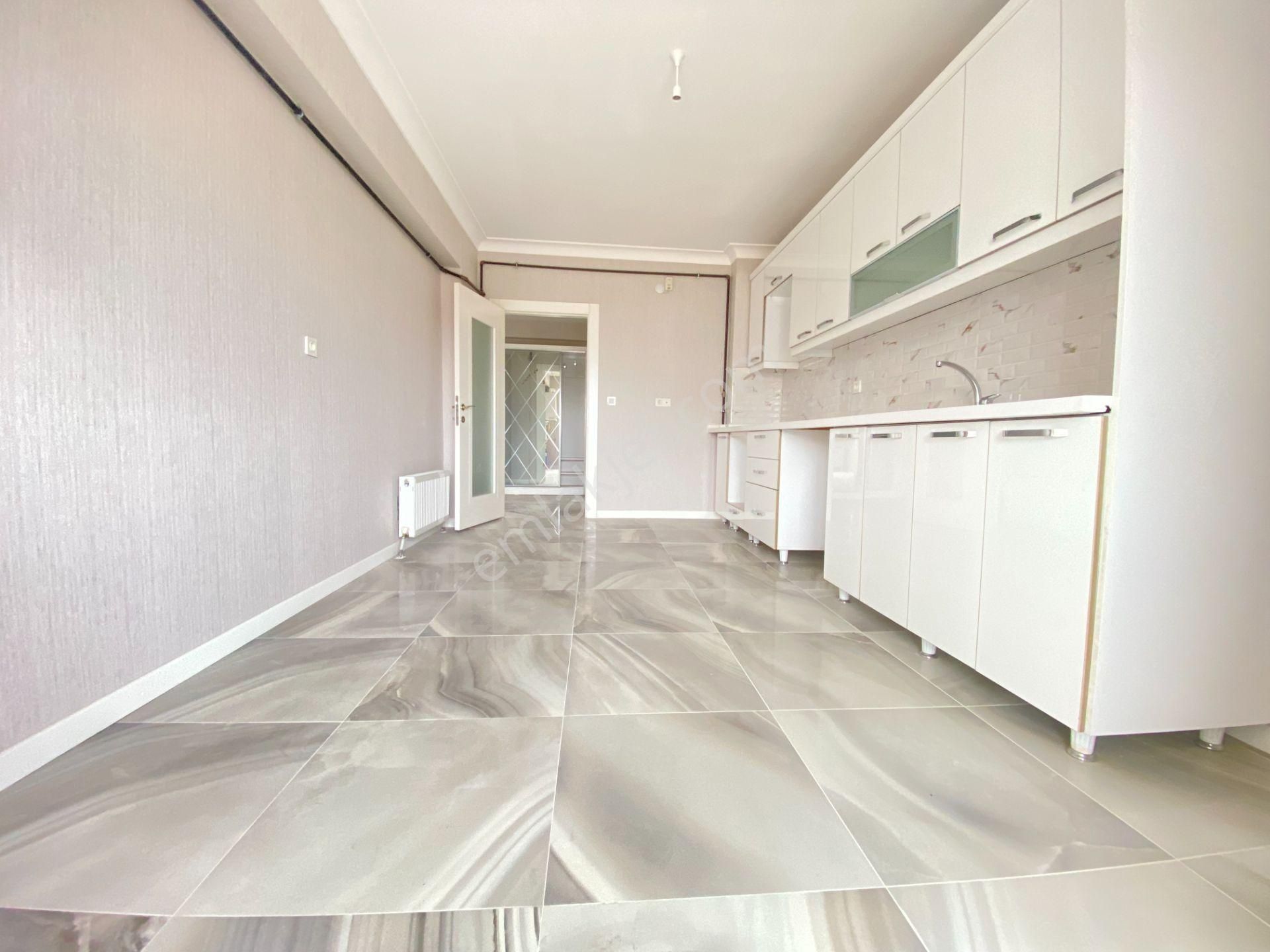 Gökçe Emlak'tan Sıfır 4+1 7.kat Güney Cephe Manzaralı Daire - Görsel 2