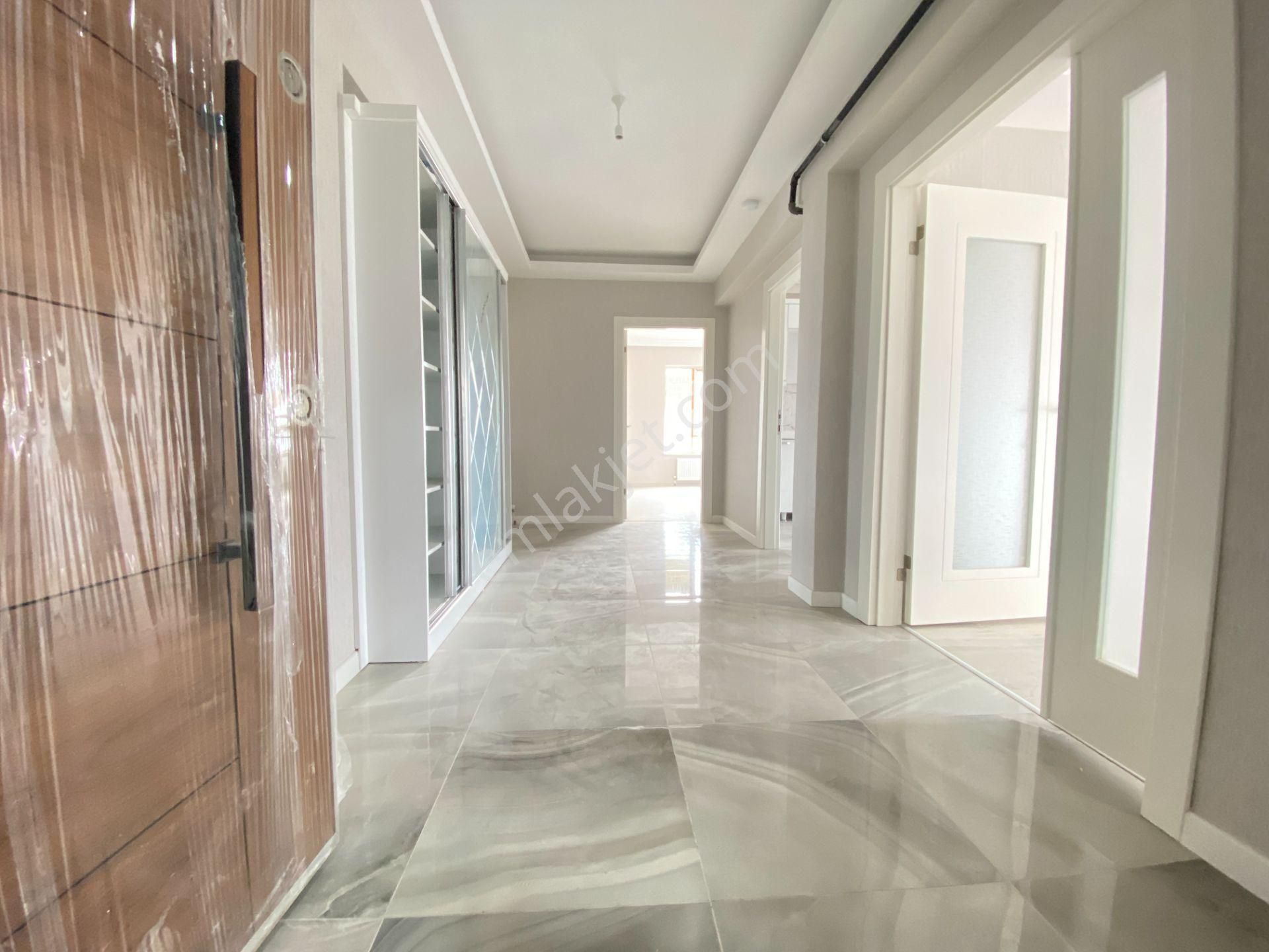 Gökçe Emlak'tan Sıfır 4+1 7.kat Güney Cephe Manzaralı Daire - Görsel 9