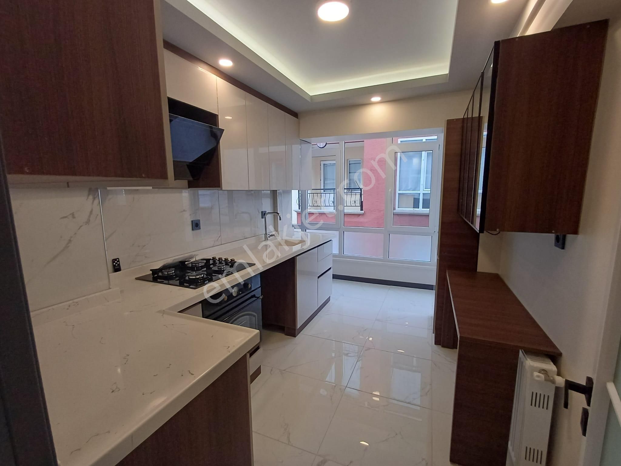 Sincan Selçuklu Mahallesinde Full Yapılı 3+1 Satılık Daire