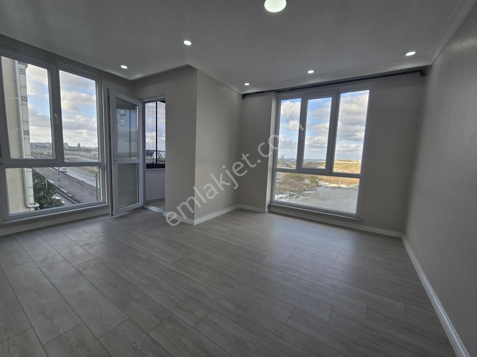 Pusula İnş.tan Malkoçoglu Mah Cadde Uzerinde 70m2 3kat Daire - Görsel 29