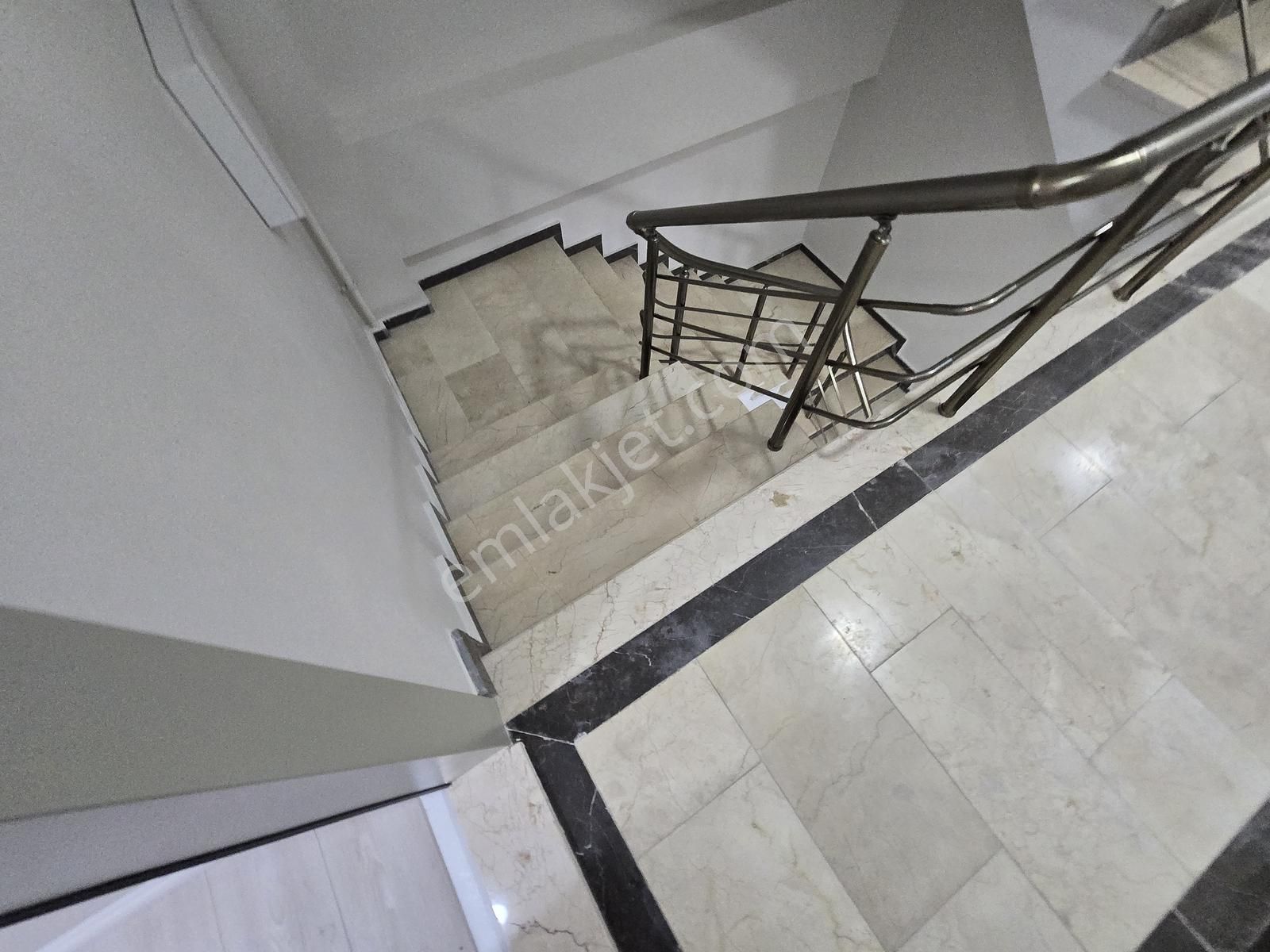 Pusula İnş.tan Malkoçoglu Mah Cadde Uzerinde 70m2 3kat Daire - Görsel 5