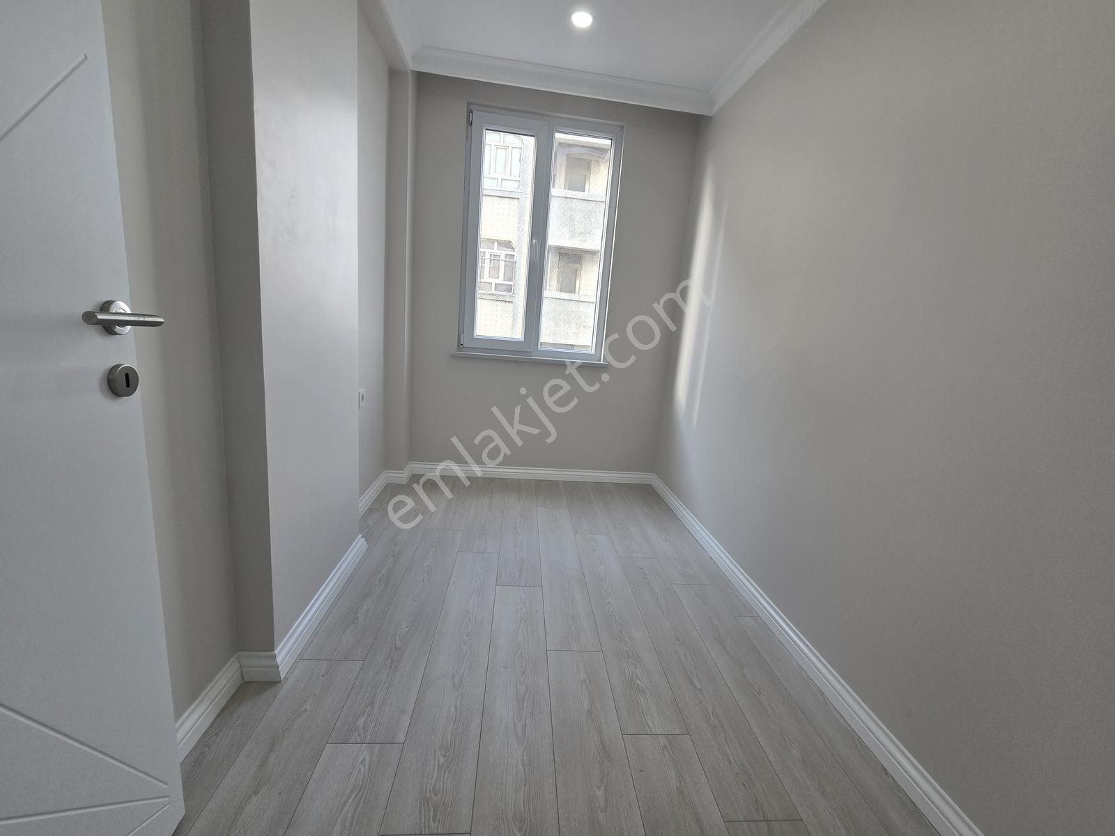 Pusula İnş.tan Malkoçoglu Mah Cadde Uzerinde 70m2 3kat Daire - Görsel 24