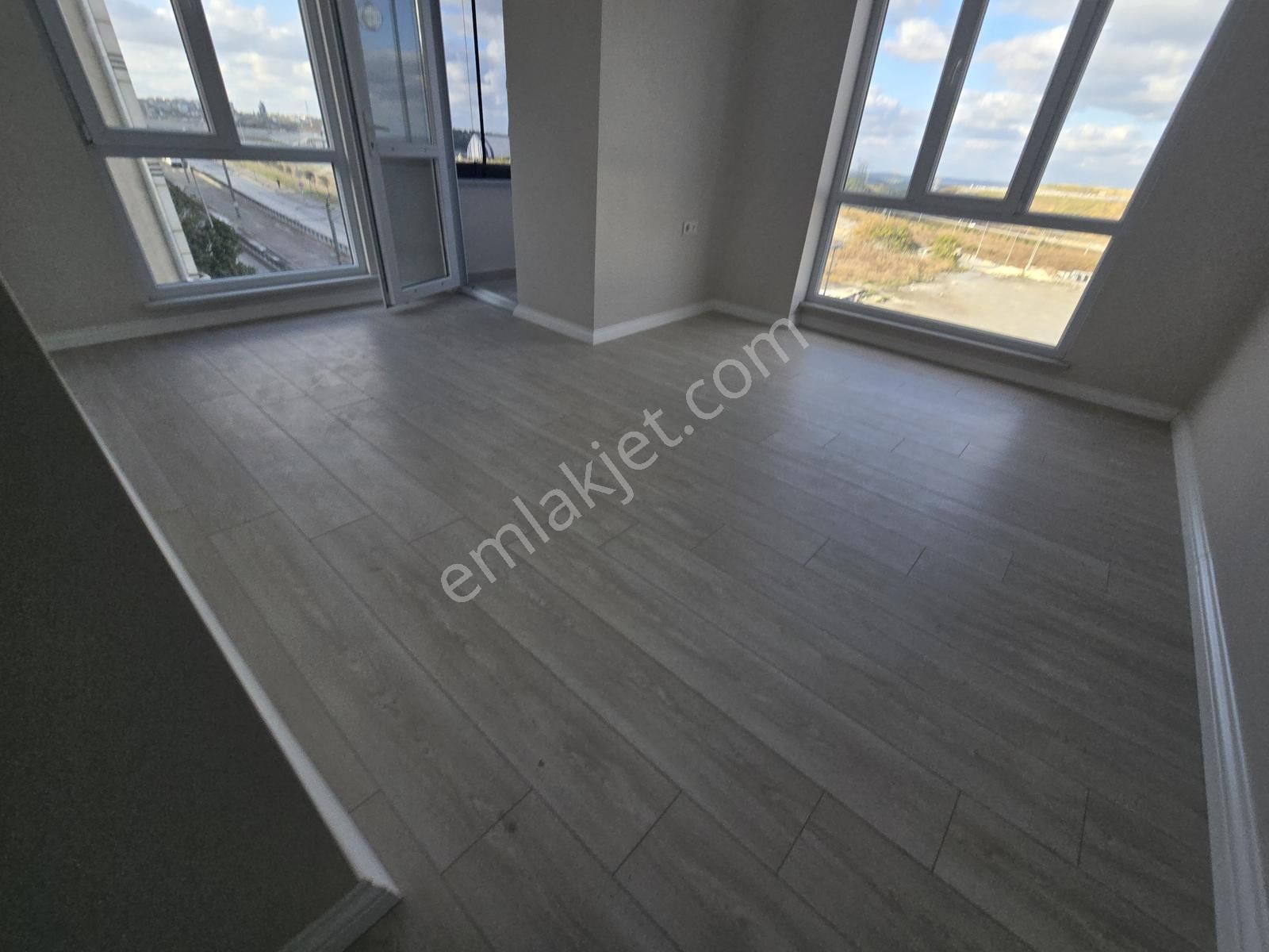 Pusula İnş.tan Malkoçoglu Mah Cadde Uzerinde 70m2 3kat Daire - Görsel 2