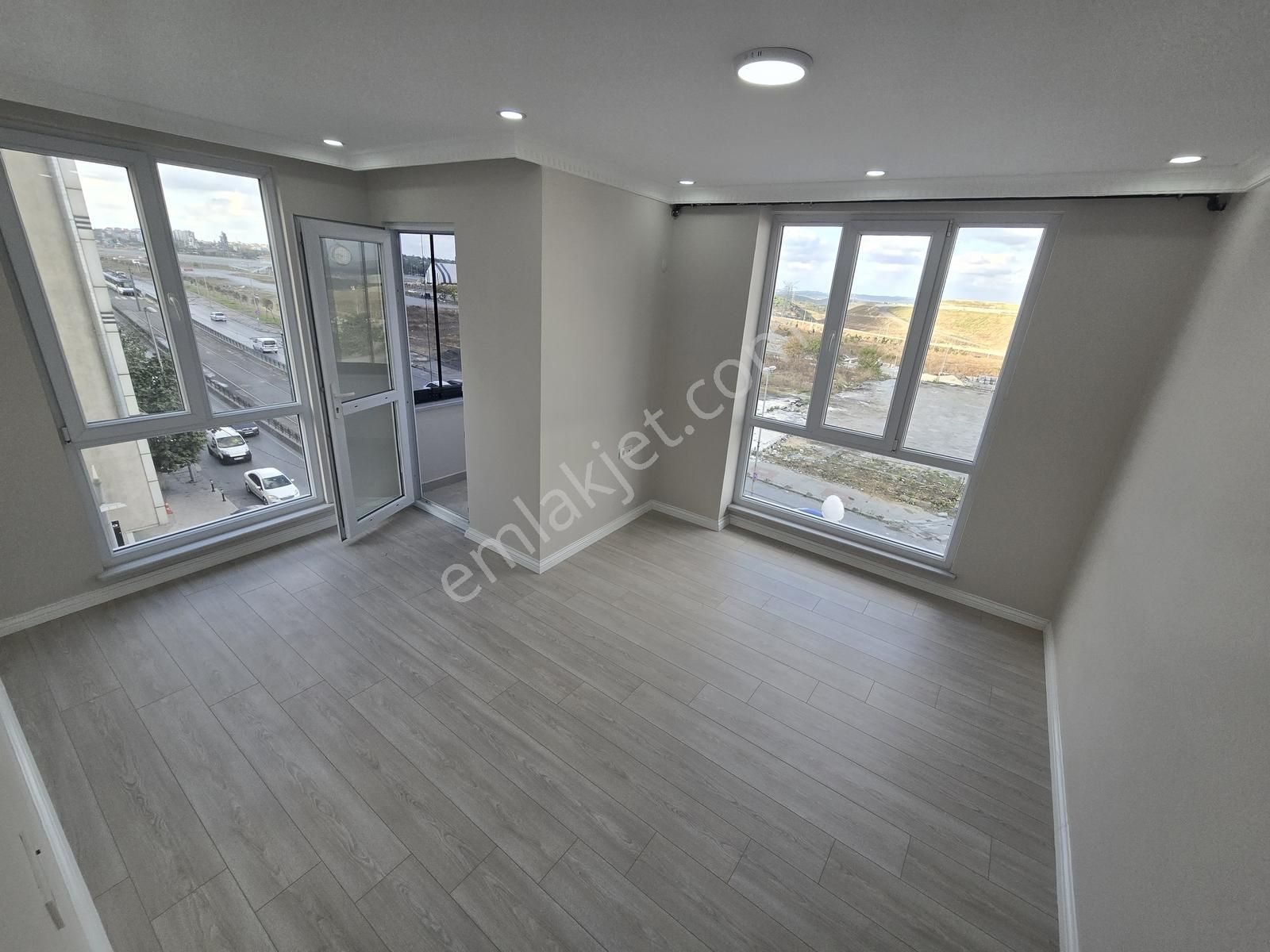 Pusula İnş.tan Malkoçoglu Mah Cadde Uzerinde 70m2 3kat Daire - Görsel 31