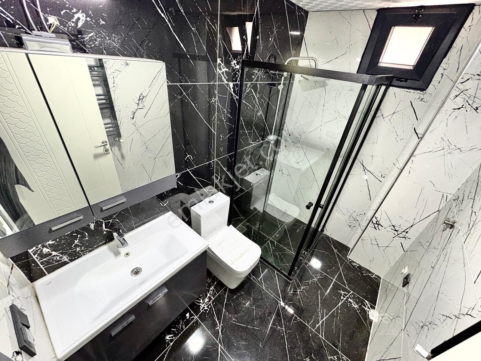 🏡 Referans'tan Akçay'da Ayrı Mutfak Ön Cephe 2+1 Daire - Görsel 27