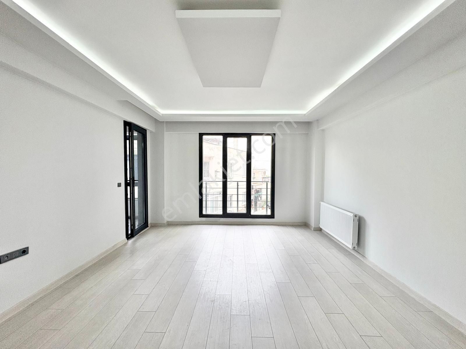 🏡 Referans'tan Akçay'da Ayrı Mutfak Ön Cephe 2+1 Daire - Görsel 18