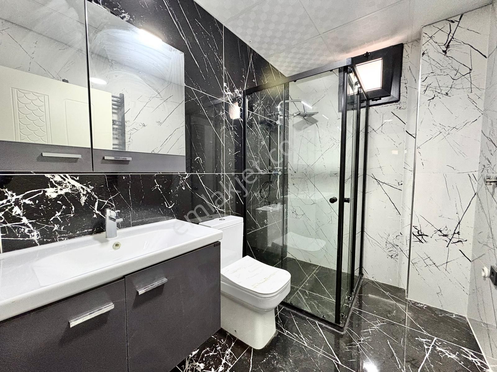 🏡 Referans'tan Akçay'da Ayrı Mutfak Ön Cephe 2+1 Daire - Görsel 24