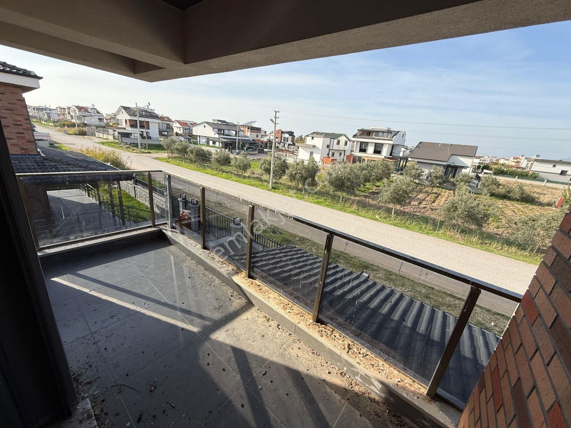 İzmir Dikili Cumhuriyet Mahalle Satılık Sıfır 4+1 Müstakil Villa - Görsel 26