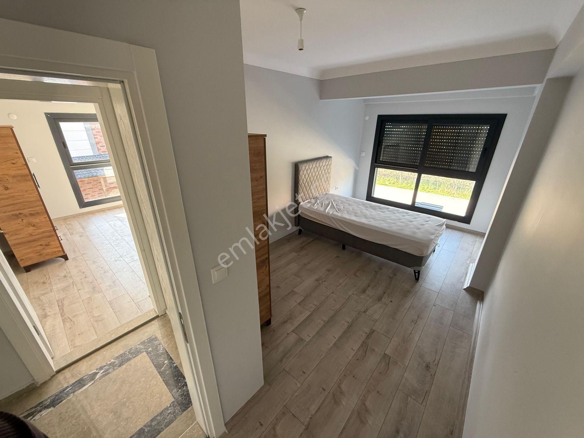 İzmir Dikili Cumhuriyet Mahalle Satılık Sıfır 4+1 Müstakil Villa - Görsel 31