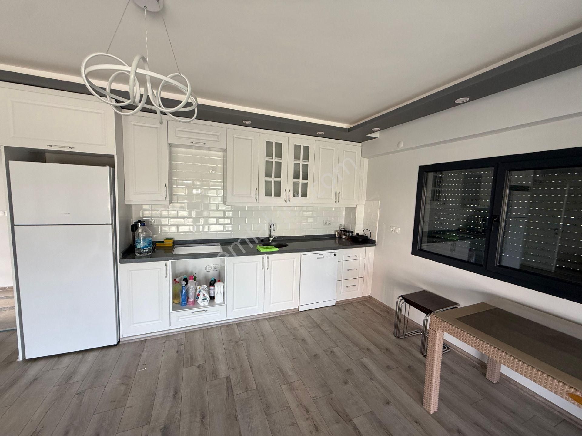 İzmir Dikili Cumhuriyet Mahalle Satılık Sıfır 4+1 Müstakil Villa - Görsel 4