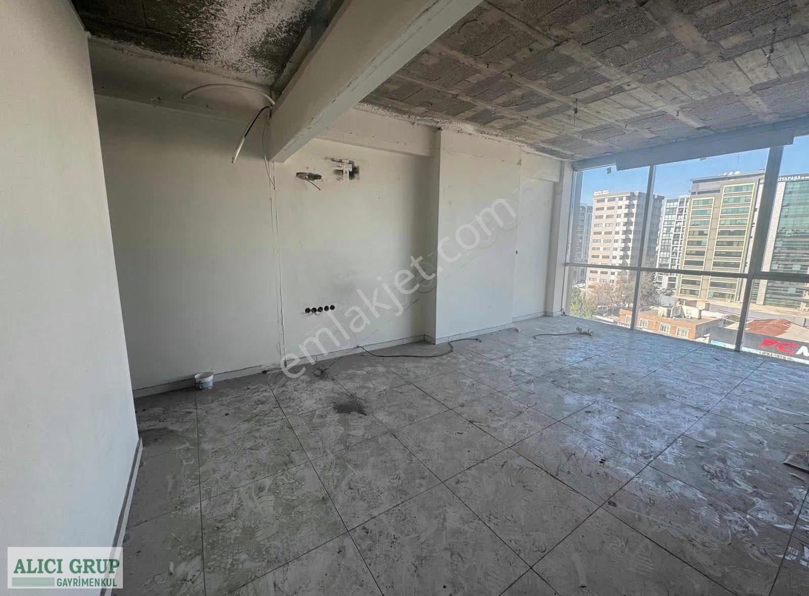 #çarşı İş Merkezinde Kiralık 214 Metrekare İşyeri - Görsel 10