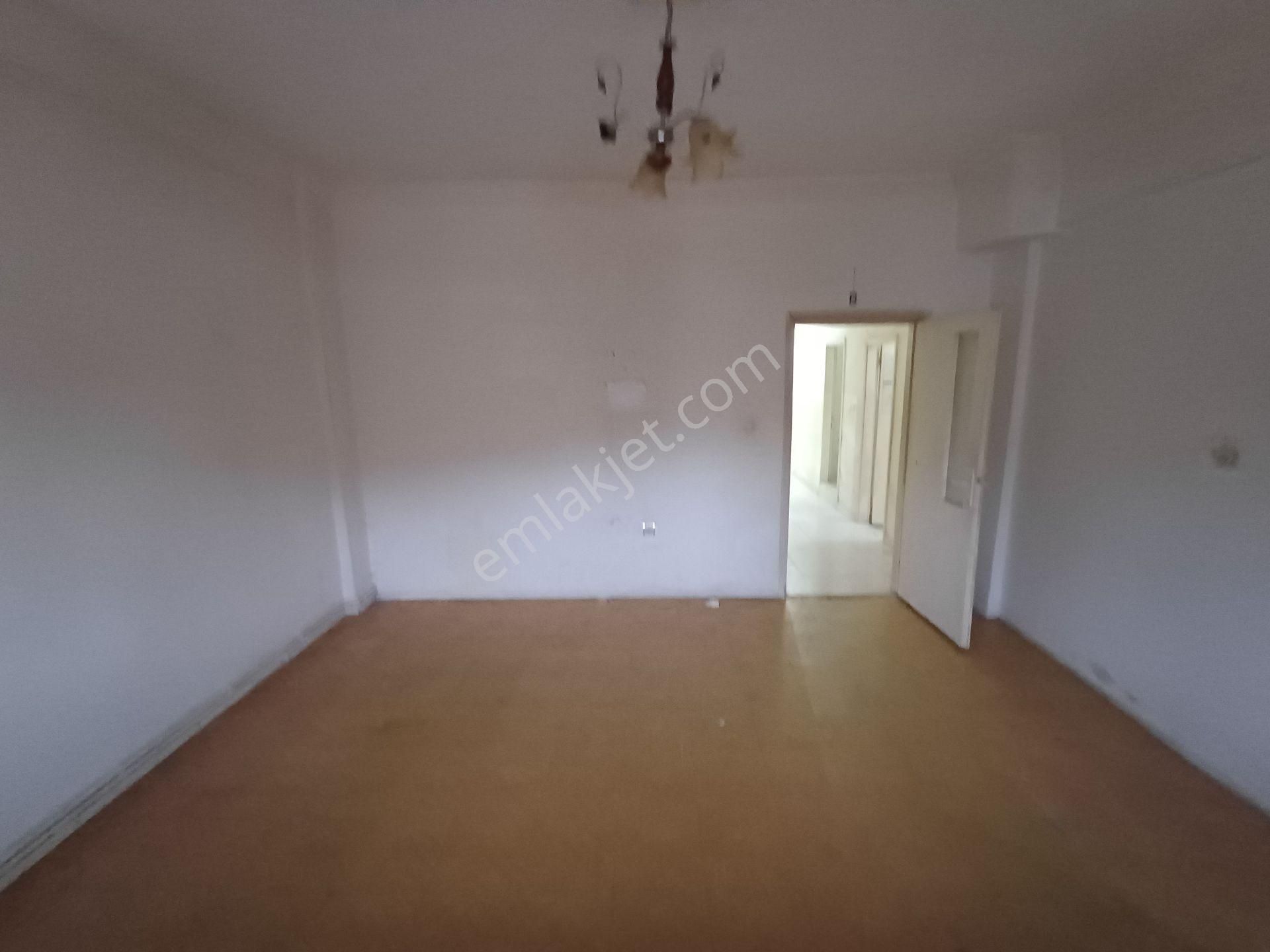 Sincan Akşemsettin Mahallesinde Salon Bağımsız 2+1 Satılık Daire - Görsel 4