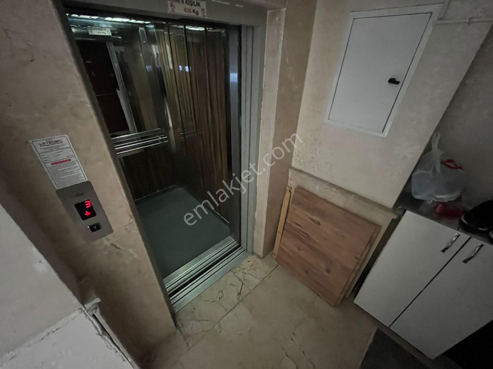 Hayal'den Mareşal Ç. Mh^de Katta Asansörlü Ön Cp. E.banyolu Ful Yapılı 3+1 - Görsel 35