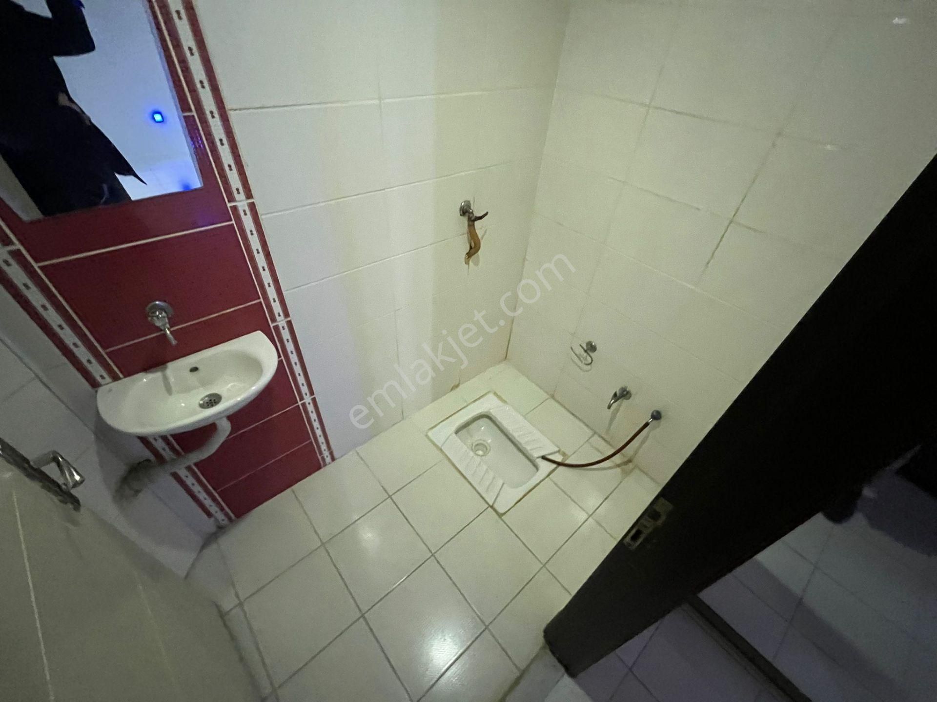 Hayal'den Mareşal Ç. Mh^de Katta Asansörlü Ön Cp. E.banyolu Ful Yapılı 3+1 - Görsel 27