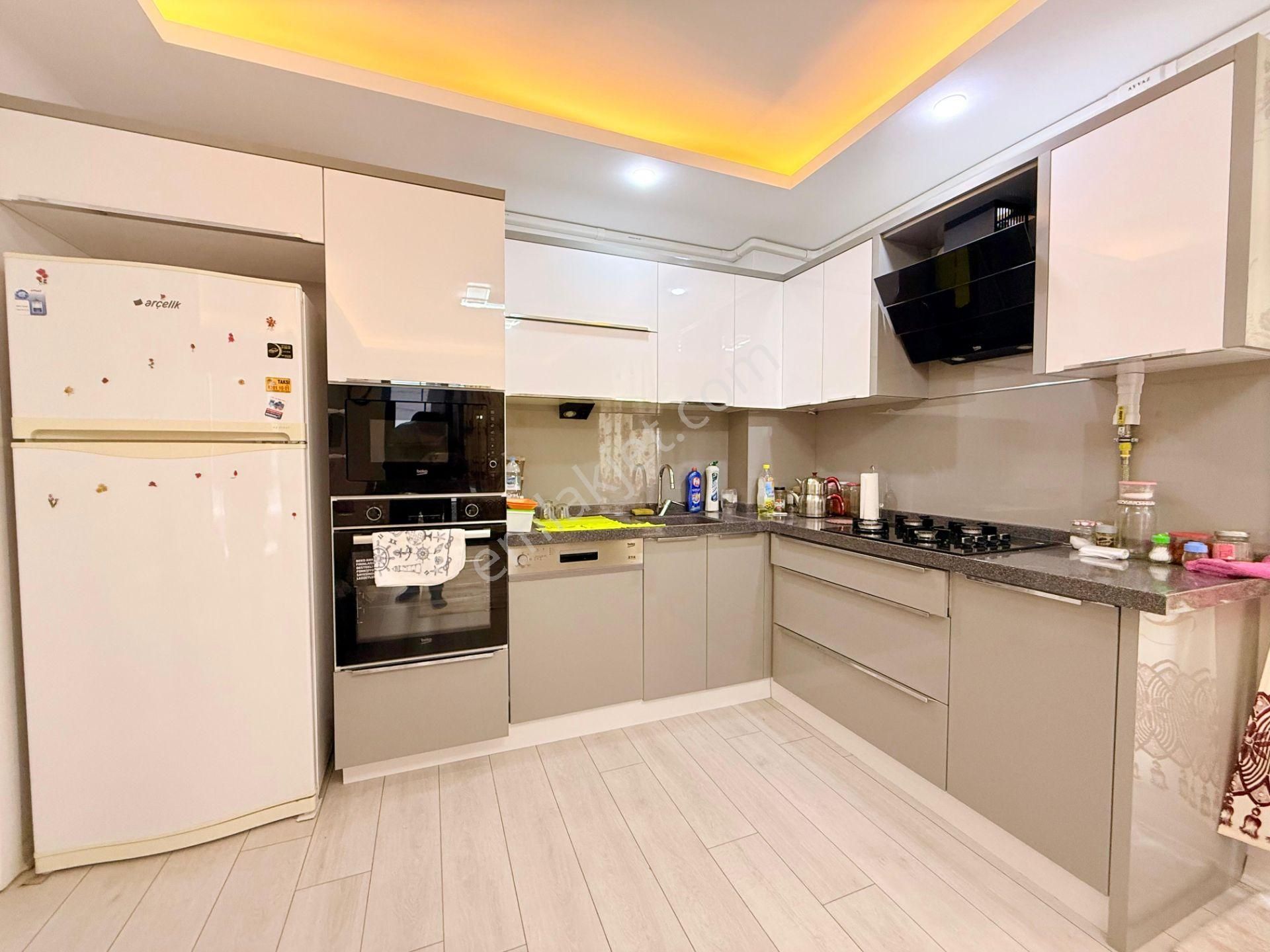 🏡 Referans'tan Altınkum'da Asansörlü Geniş Kullanım 1+1 Daire - Görsel 4