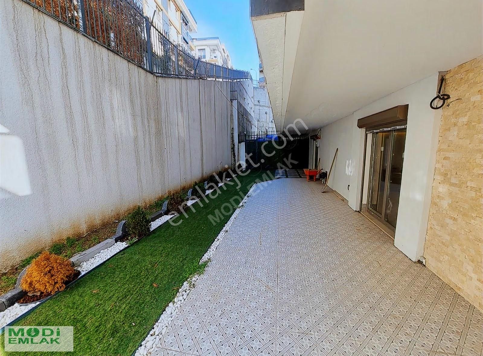 Üsküdar'da Sıfır, Bahçeli 2+1 Daire: 130m² Bahçe, Merkezi Konum - Görsel 12