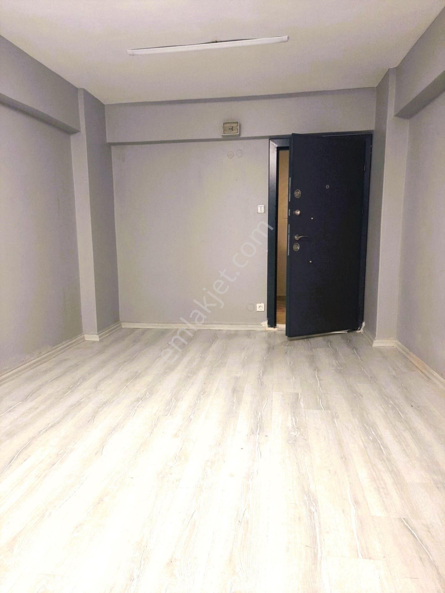 Pendik Uzmanı Cemal Kınay'dan Çarşı Merkezde Kiralık Ofis - Görsel 8