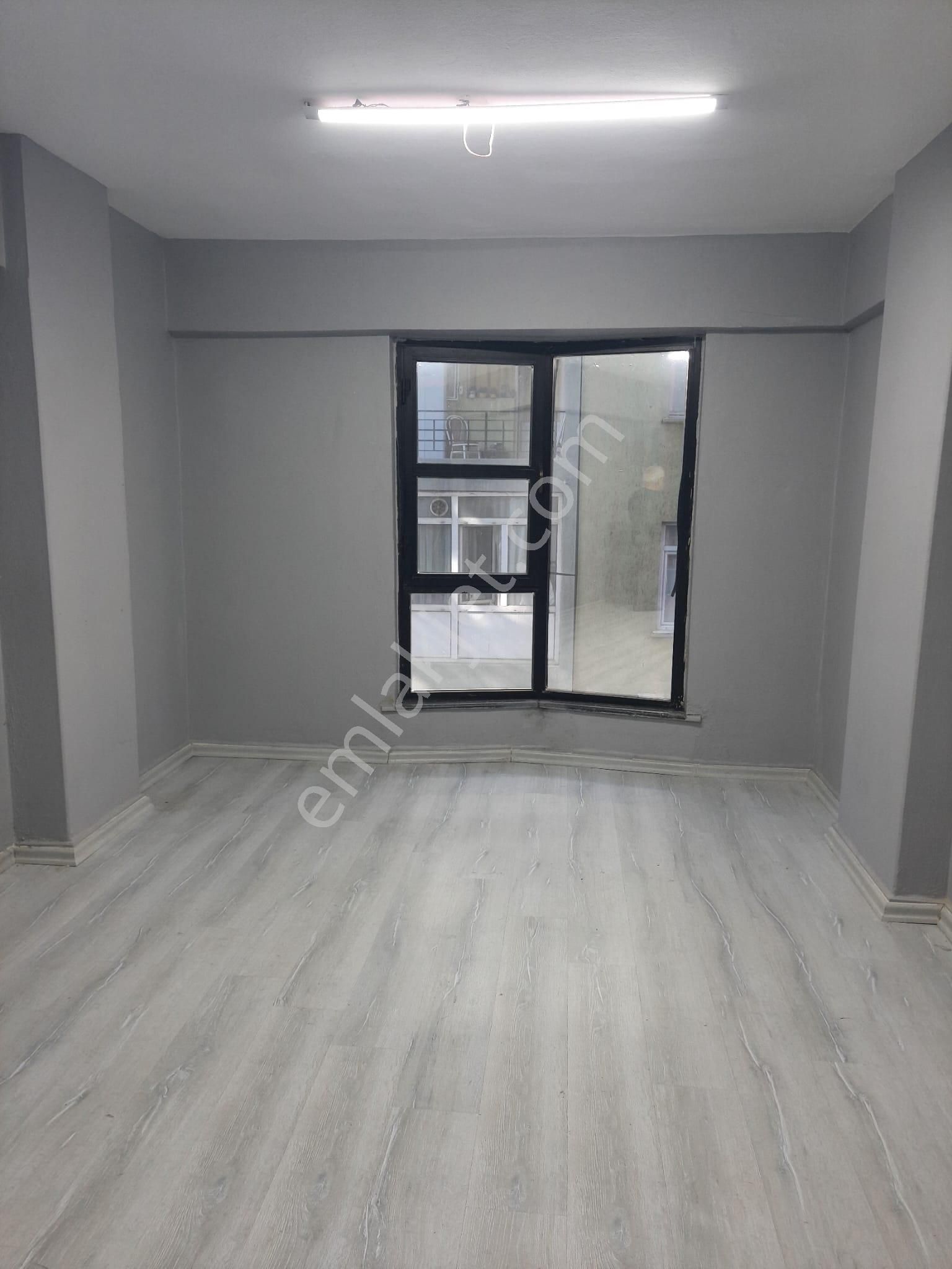 Pendik Uzmanı Cemal Kınay'dan Çarşı Merkezde Kiralık Ofis - Görsel 5