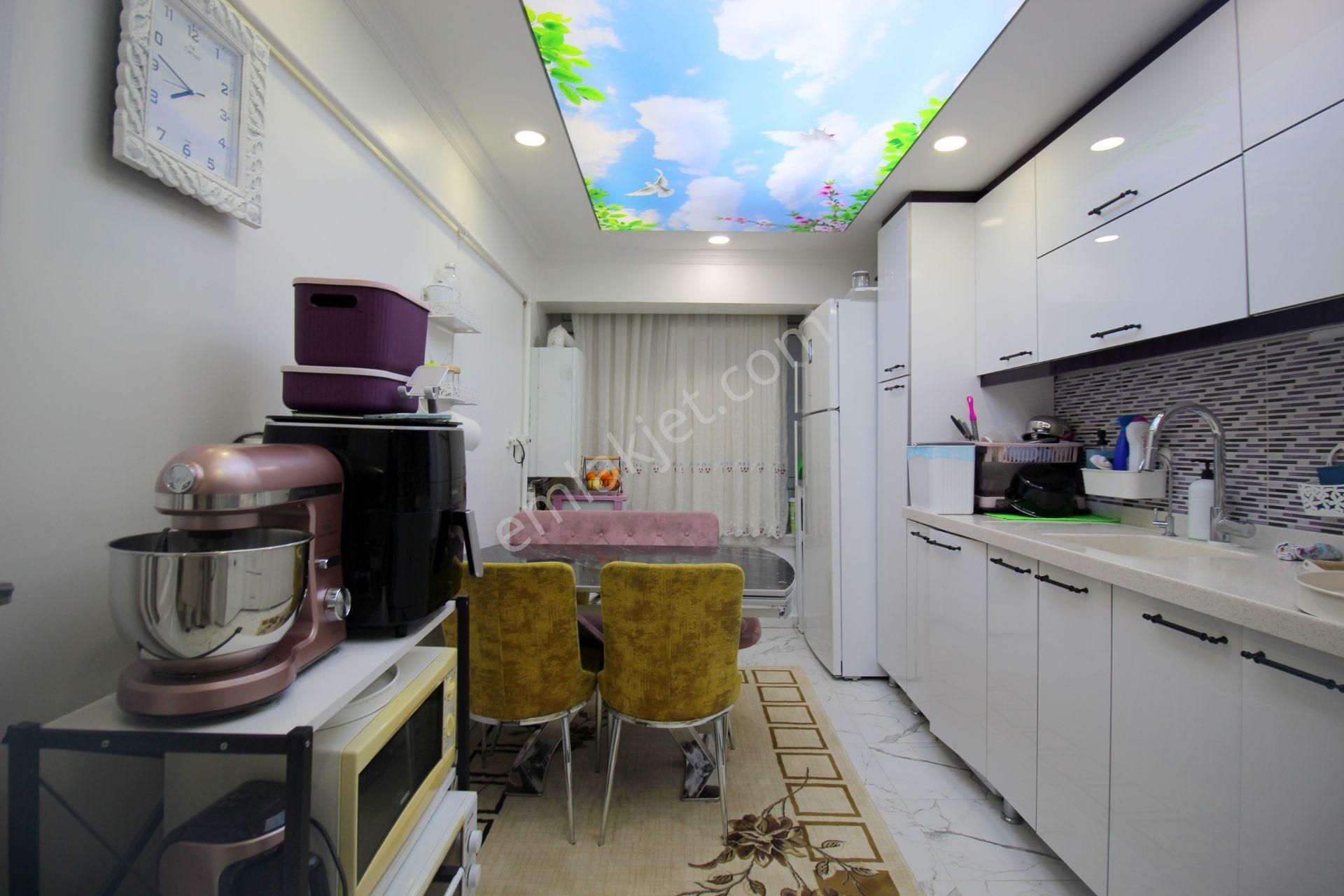 Emre Emlaktan Selçukluda 3+1 Kat Yüksekliğinde Ultra Lüx Satılık - Görsel 4