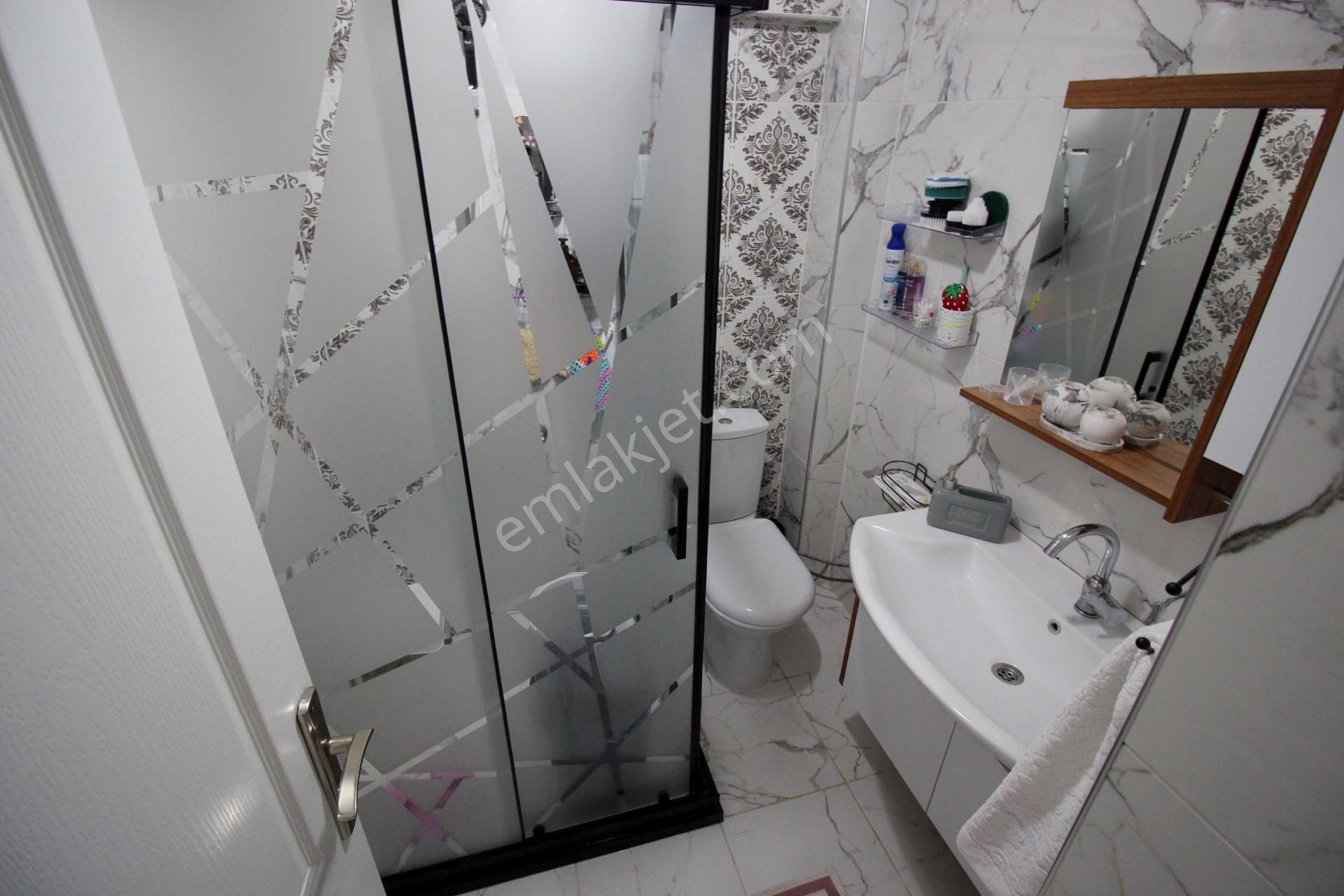 Emre Emlaktan Selçukluda 3+1 Kat Yüksekliğinde Ultra Lüx Satılık - Görsel 19