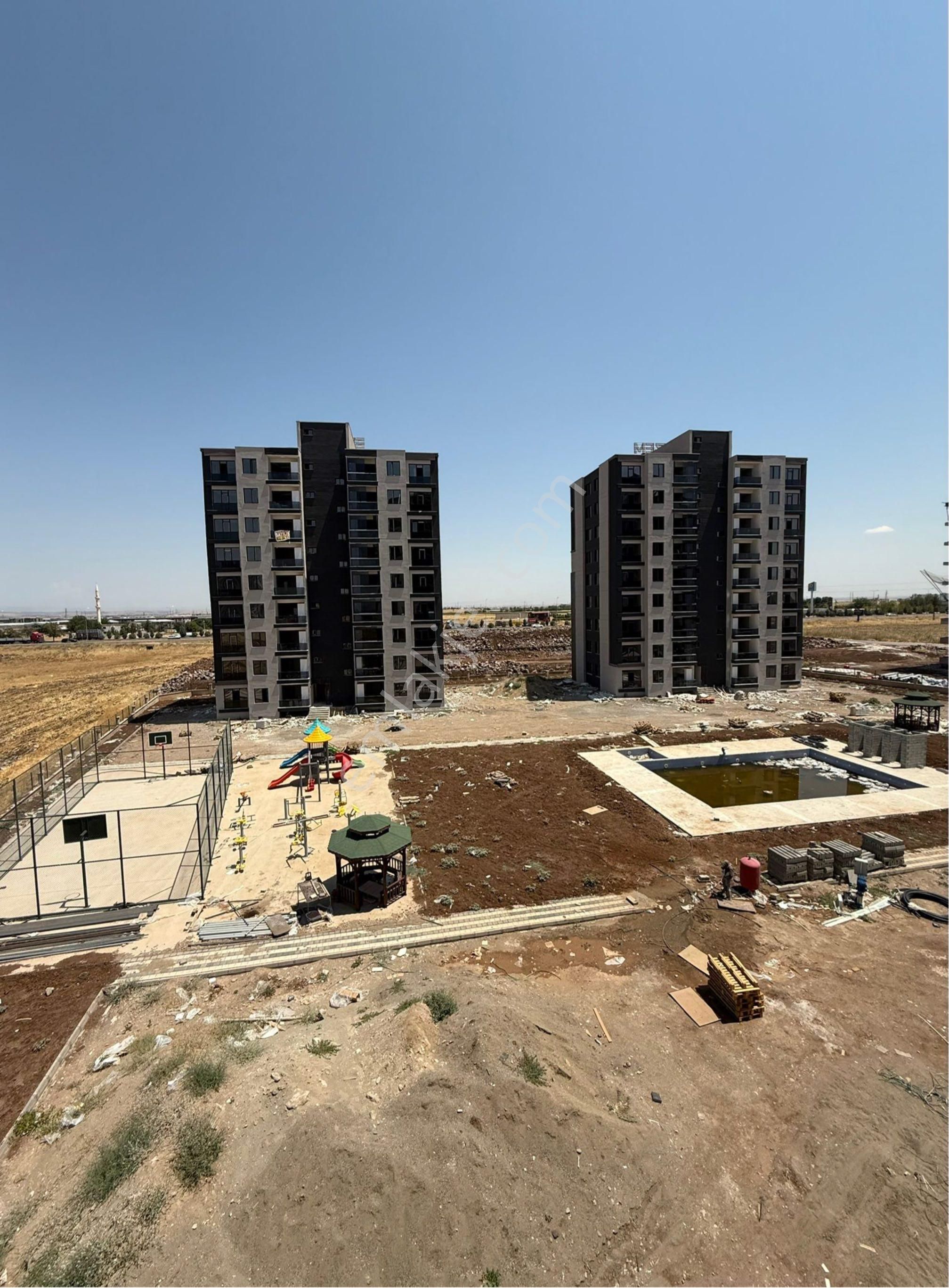 Elazığ Yolu Üzeri Bymen Yapı’da Acil Satılık 2+1 Havuzlu Daire - Görsel 16