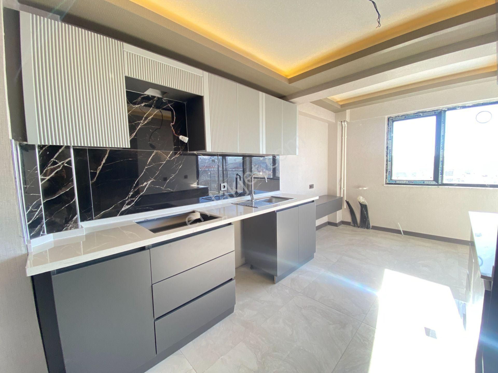 Gökçe Emlak'tan Sarayda Ultralüx Sitede 4+1 Loft Daire - Görsel 4