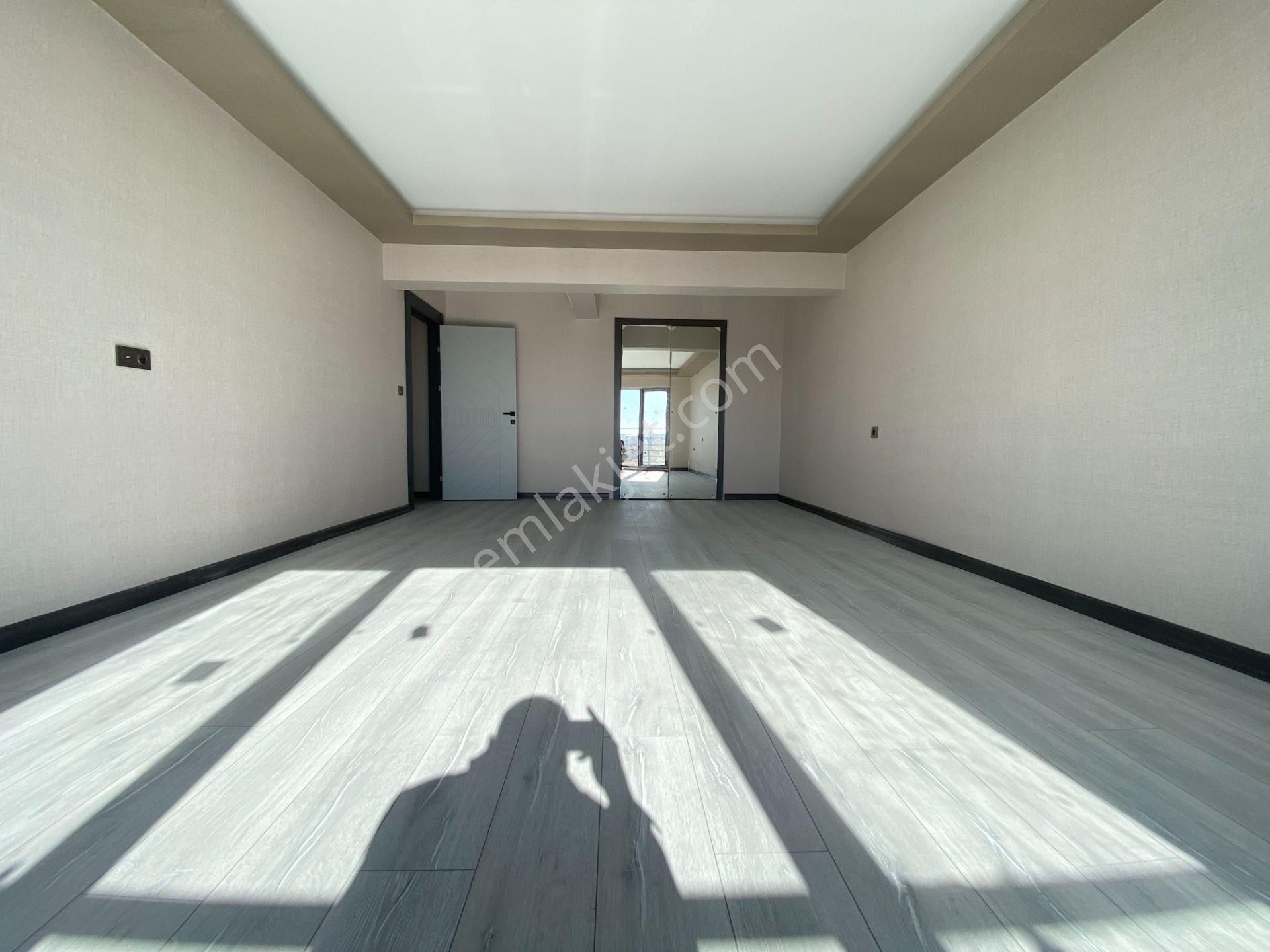 Gökçe Emlak'tan Sarayda Ultralüx Sitede 4+1 Loft Daire - Görsel 23