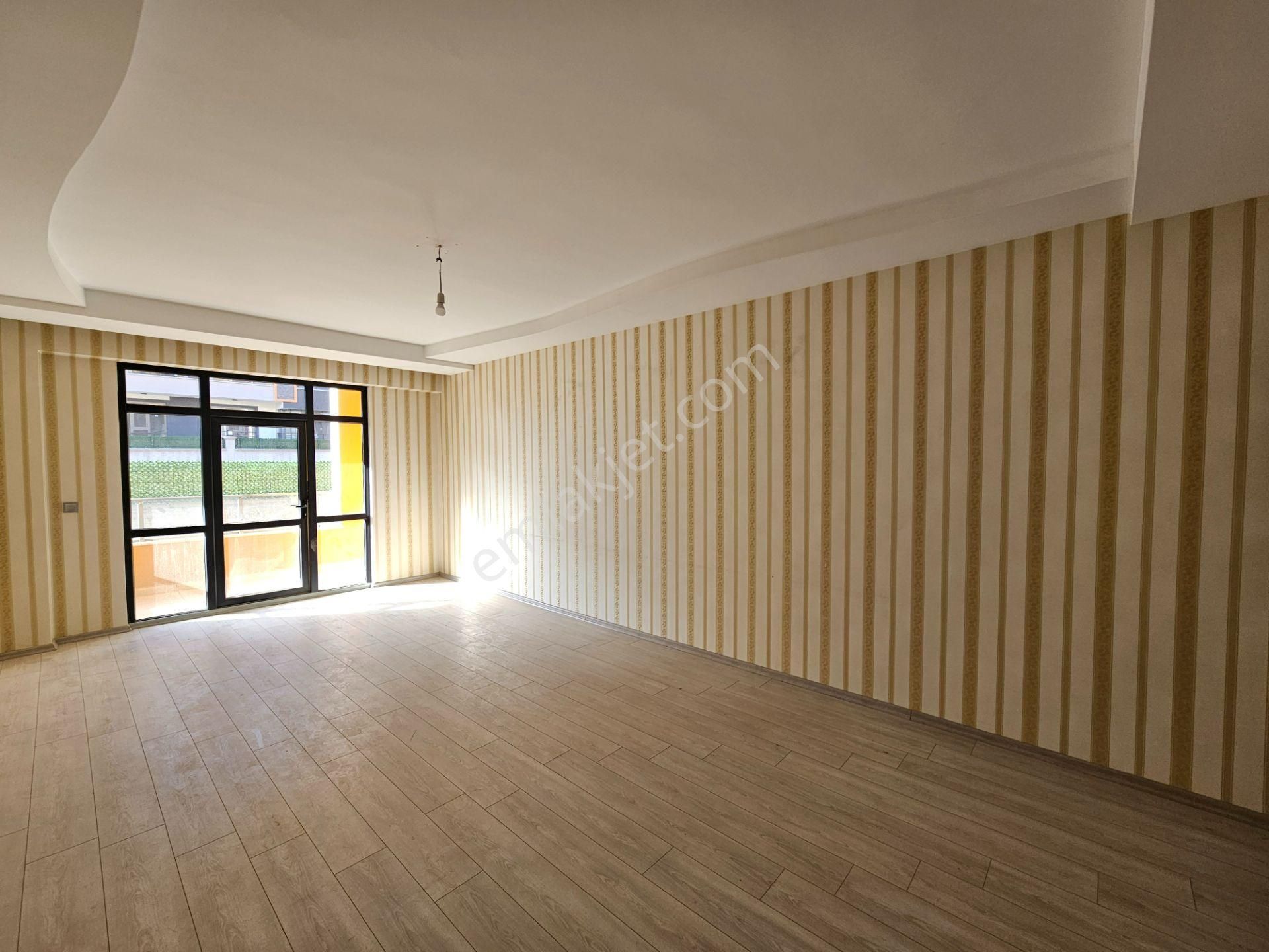 Selahaddin Eyyübi Mahallesinde Kapalı Otoparklı 3+1 Satılık Fırsat Daire - Görsel 15