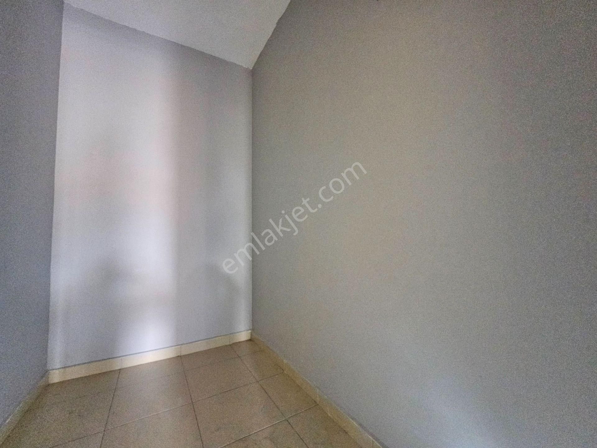 Selahaddin Eyyübi Mahallesinde Kapalı Otoparklı 3+1 Satılık Fırsat Daire - Görsel 34