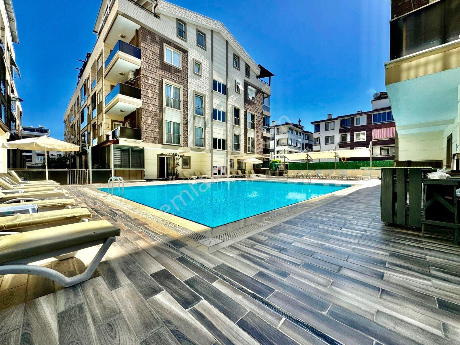 🏡 Referans'tan Altınkum'da Havuzlu Kapalı Otoparklı 1+0 Stüdyo Daire - Görsel 2