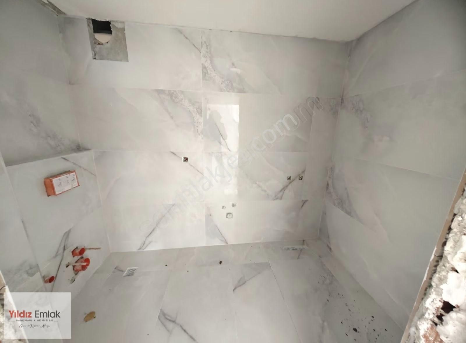 (fırsat Daire ) Tuzla Caddesi Yakını Satılık 2+1 Ara Kat - Görsel 4