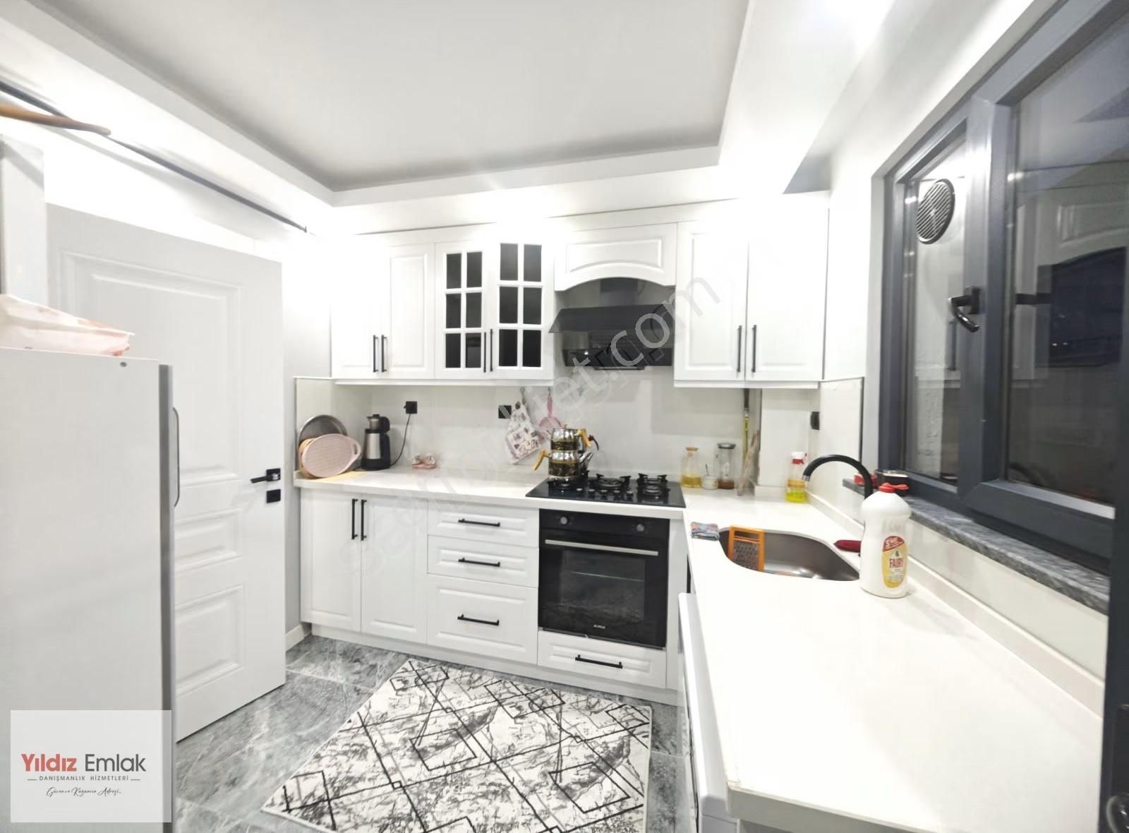 Tuzla Caddesi Yakını Yerden Isıtmalı Satılık 2+1 Ara Kat