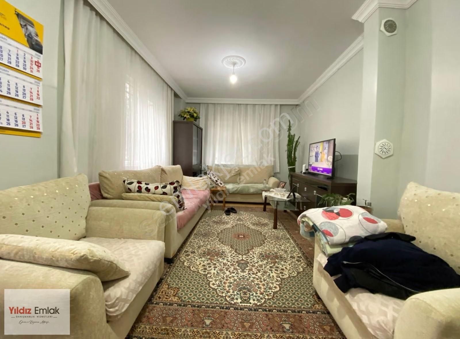 Baglarbasi Mah.de Satılık 2+1 Yüksek Giriş