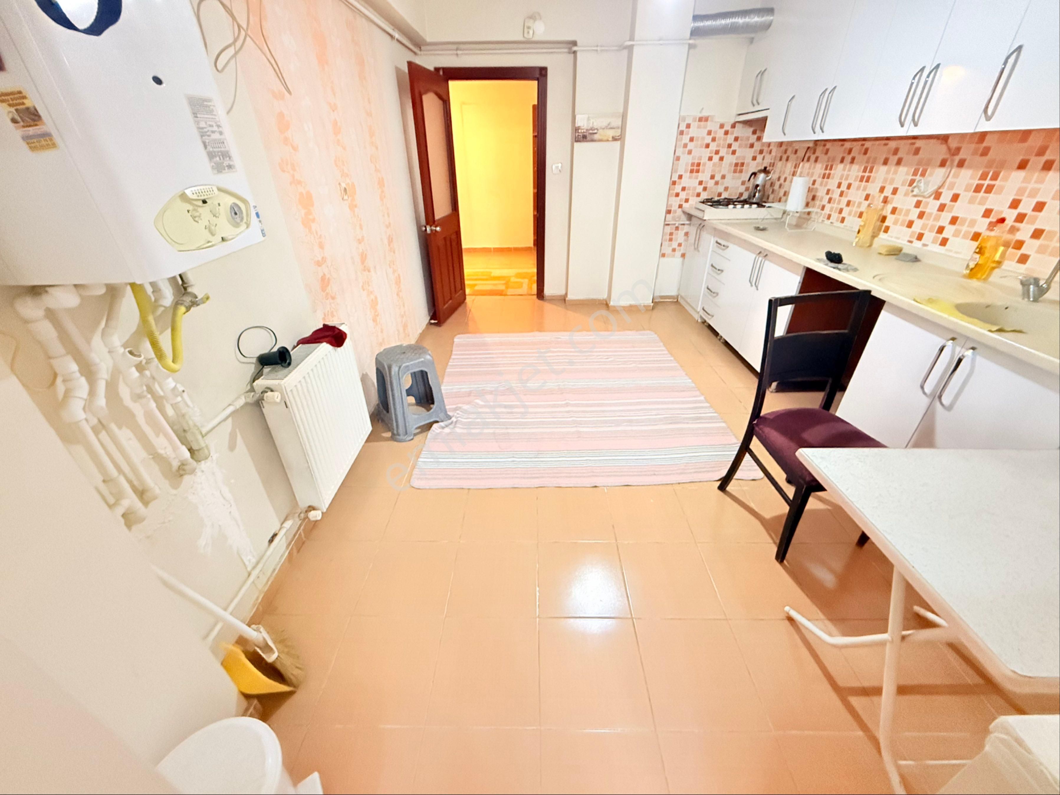 Keçiören Osmangazi Mah Manzaralı 3+1 Orta Kat Asansörlü Kiralık Daire - Görsel 3