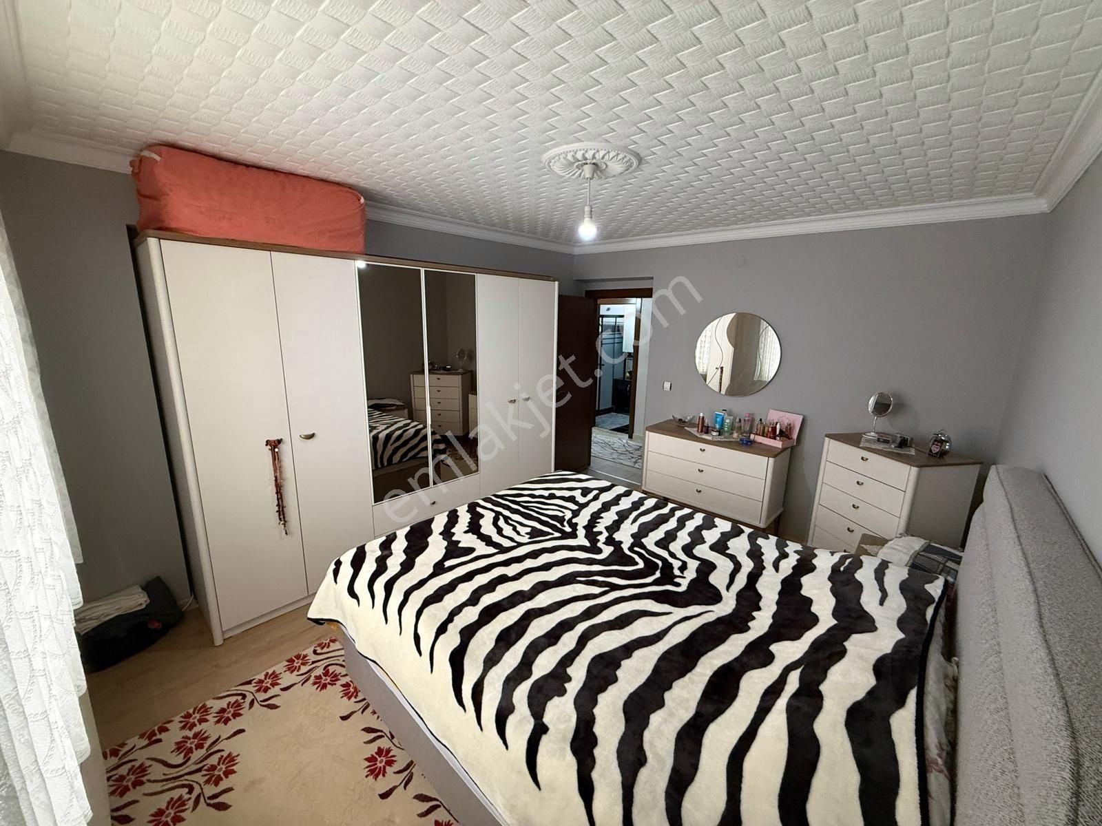 Porsuk Caddesi Yakını Kat Konumda 3+1 - Görsel 22