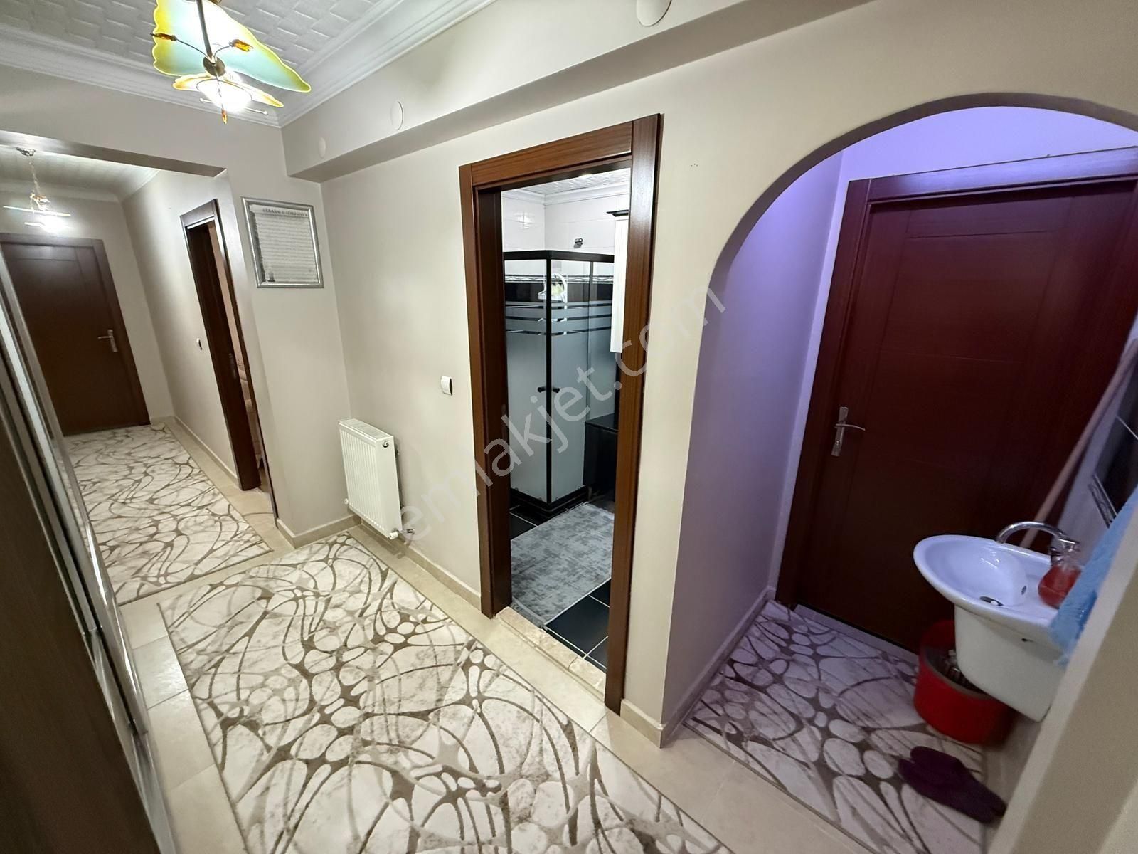 Porsuk Caddesi Yakını Kat Konumda 3+1 - Görsel 24