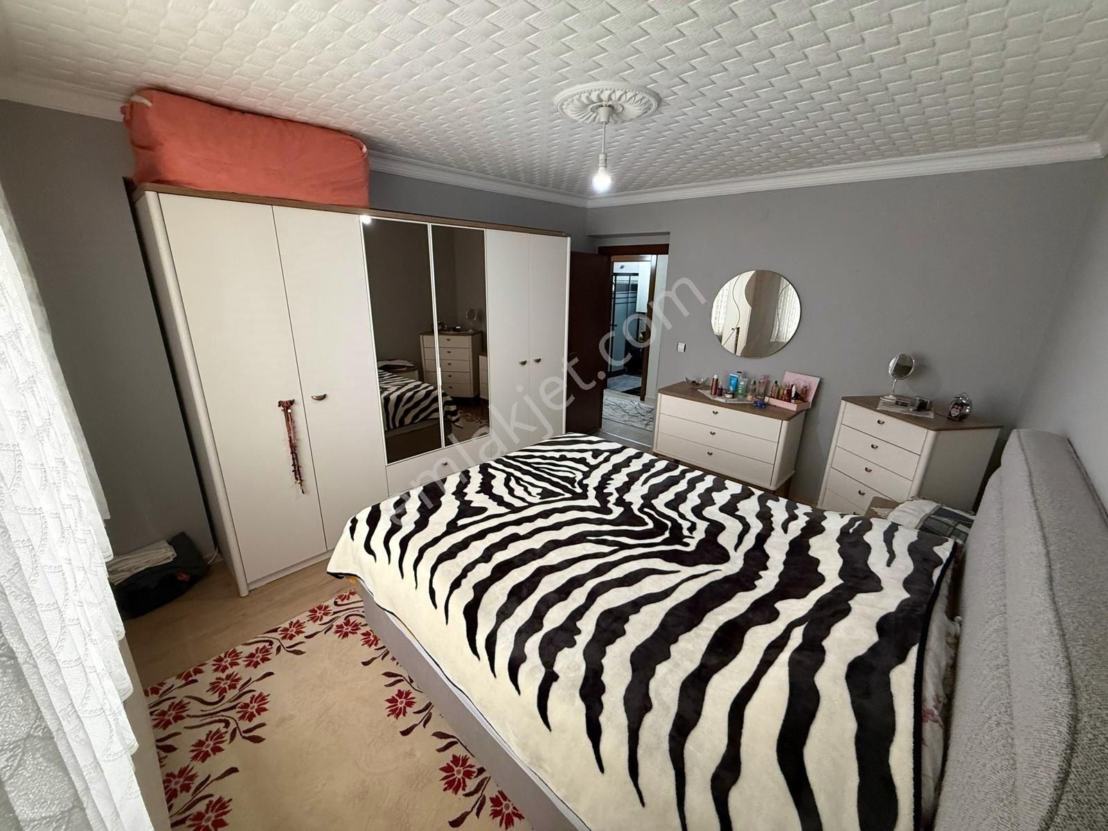 Porsuk Caddesi Yakını Kat Konumda 3+1 - Görsel 23