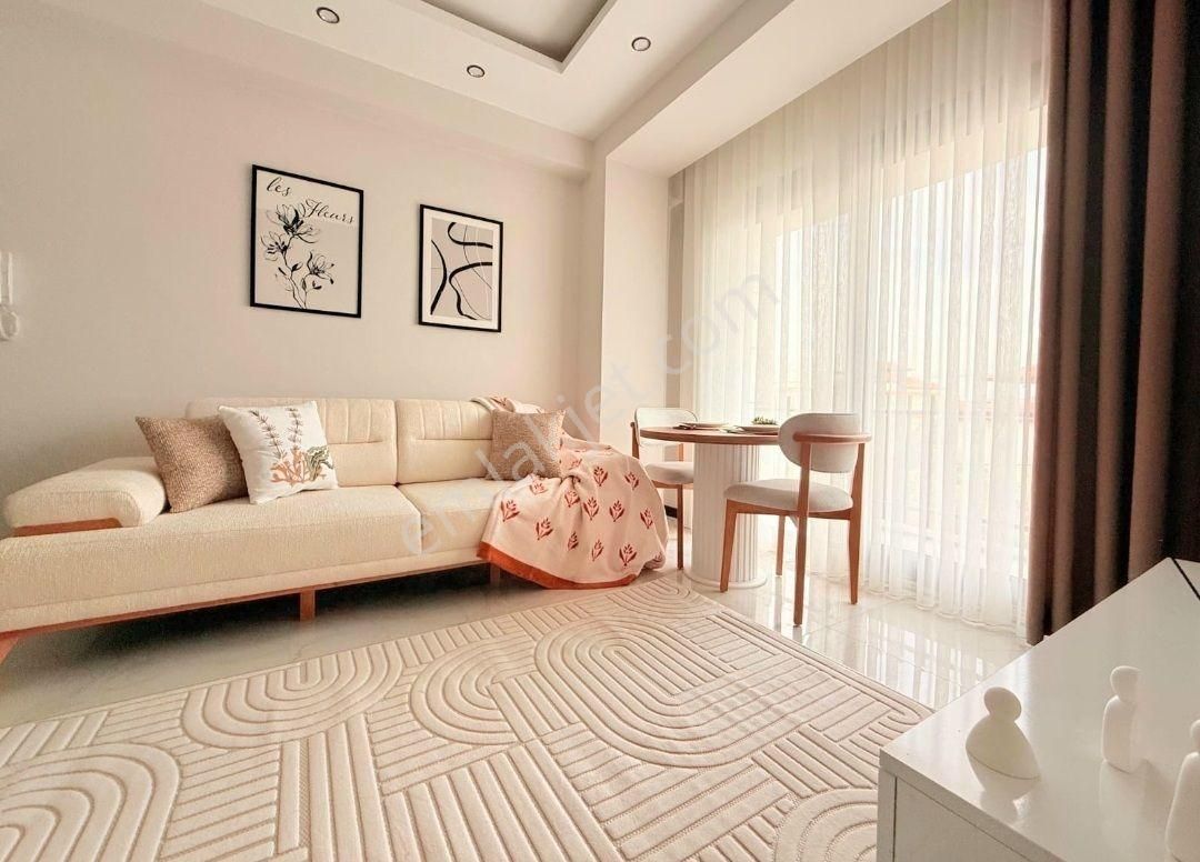 Zeytinköy'de Paü Mevkii Sıfır 1+1 Balkonlu Suıt Daireler