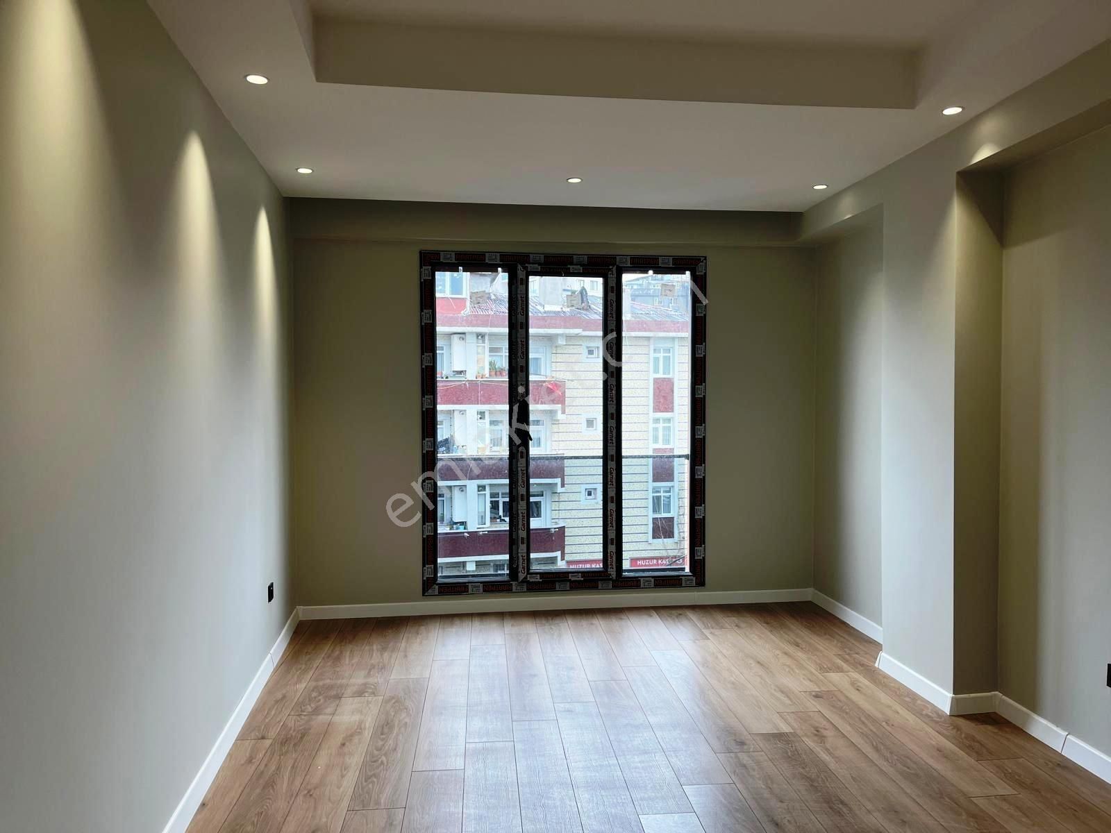 Fevzi Çakmak Mahallesi'nde Yeni Binada 3 Kat 2+1 Satılık Daire - Görsel 16