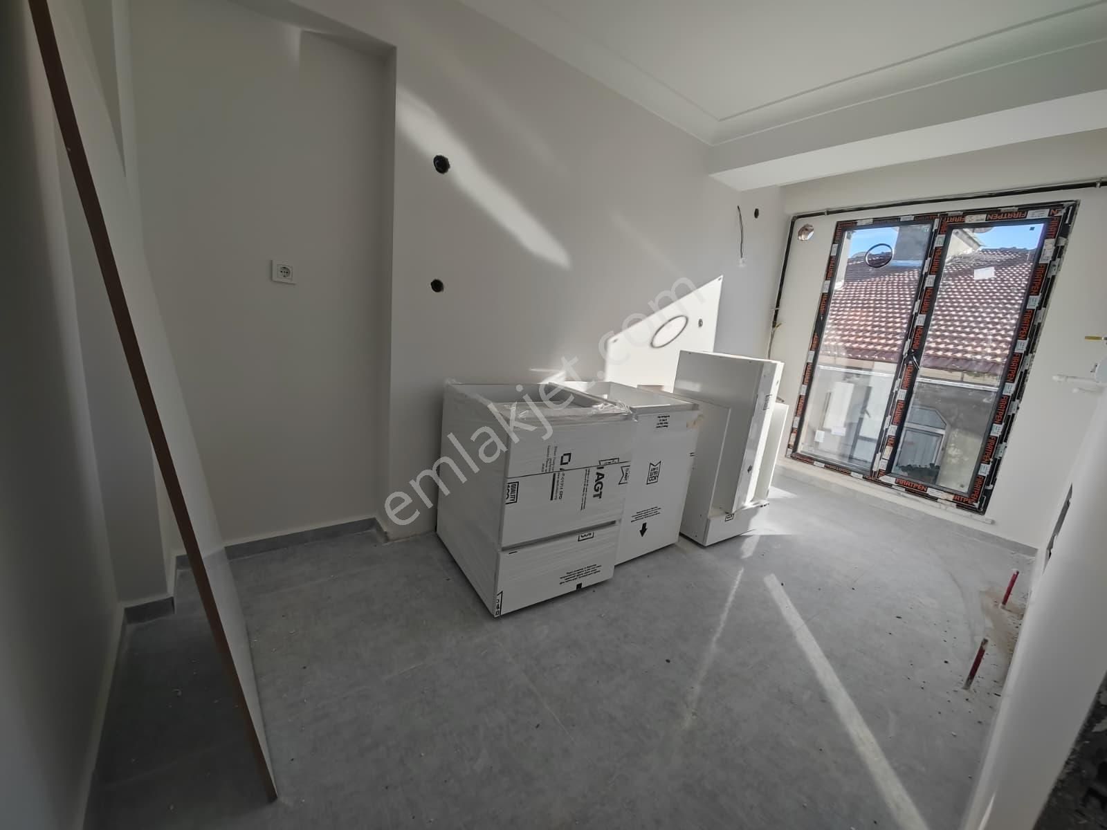 Tutar Dan Y.beyazıt Caddesi Üzeri 2+1 Sıfır Lüx Daireler - Görsel 8