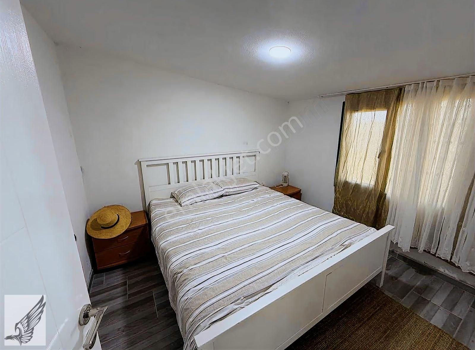 Seferihisarda Akarca'da 2+1 Resmi Evi Olan 3dönüm Tarla - Görsel 11