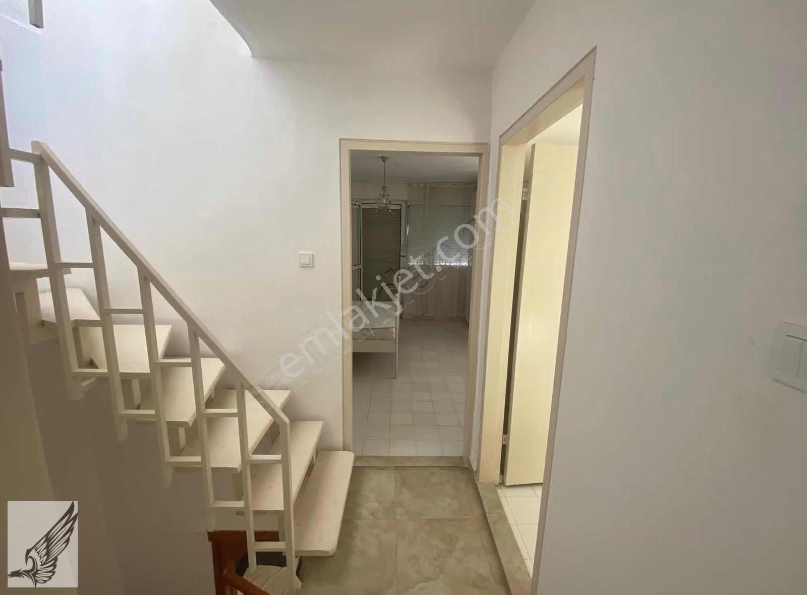 Seferihisar Banksis Sitesinde 3+2 Eşyalı Satılık Villa - Görsel 10
