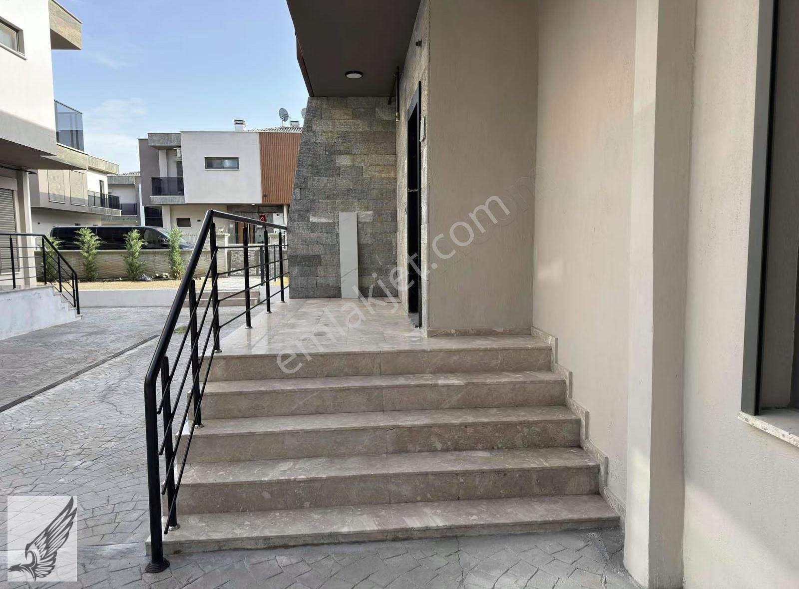 Semtin Gözde Mahallesinde 4+1 Lüks Villa - Görsel 21