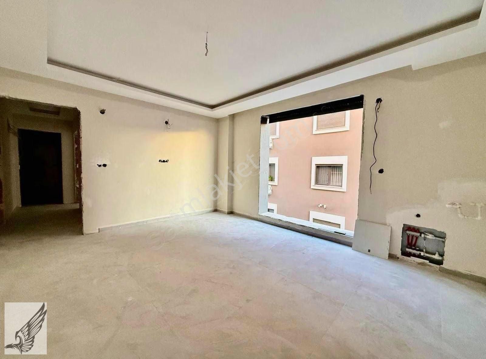 Hıdırlık Mahallesinde Köşe Konumda Geniş 1+1 - Görsel 13